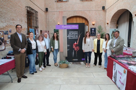 Inauguración en Medina del Campo de la exposición “Penitencia y Gloria: Cofradías de Semana Santa en la Provincia de Valladolid” y de la proyección audiovisual “Trazos de Pasión”